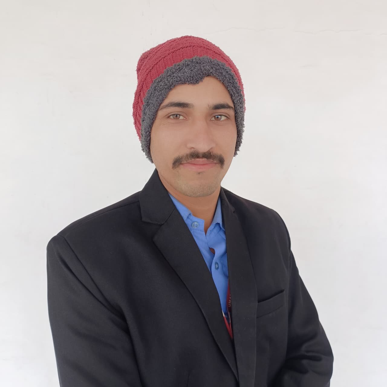 staff-img